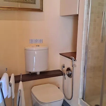 Pensionat La Casa Della Guglia *