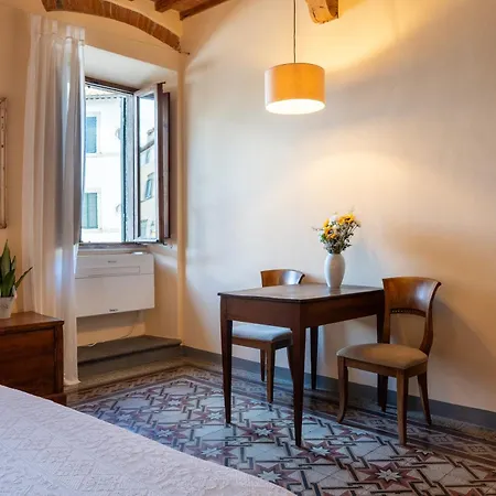La Casa Della Guglia Penzion 3*